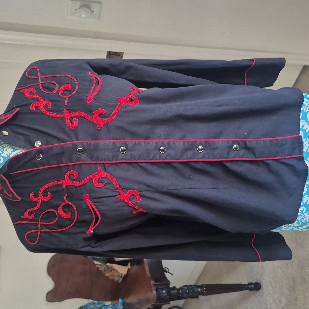 Rockmount Embroidered Sugar Skull Shirt - Picture 3 of 11